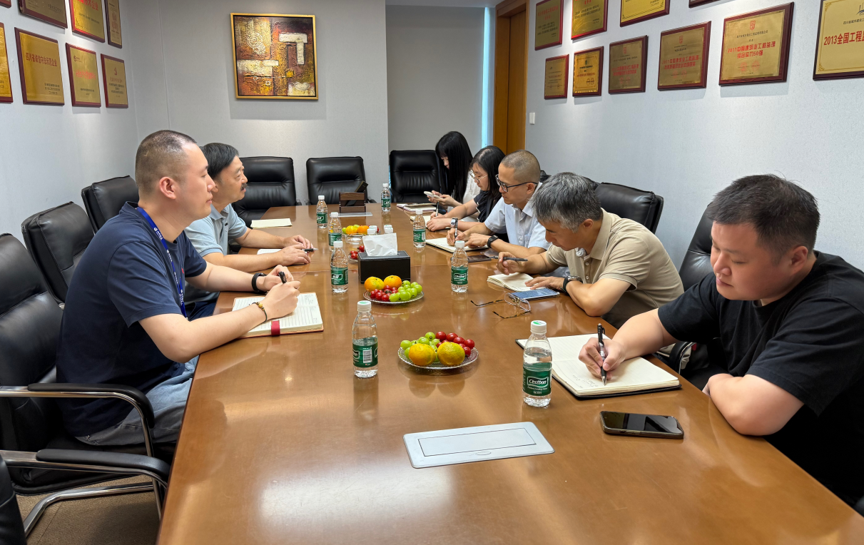 1760168774114752.png 690daf3e-f67a-4eb7-8f7b-68e6cf7d6d9f.png